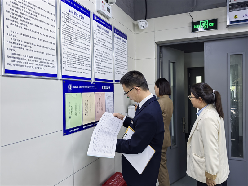 1745747811268260.jpg a82ebed31f5573bf3bc95d89dec7f72.jpg