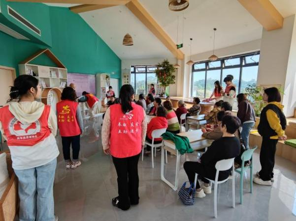 1755483547619098.png 银2.png