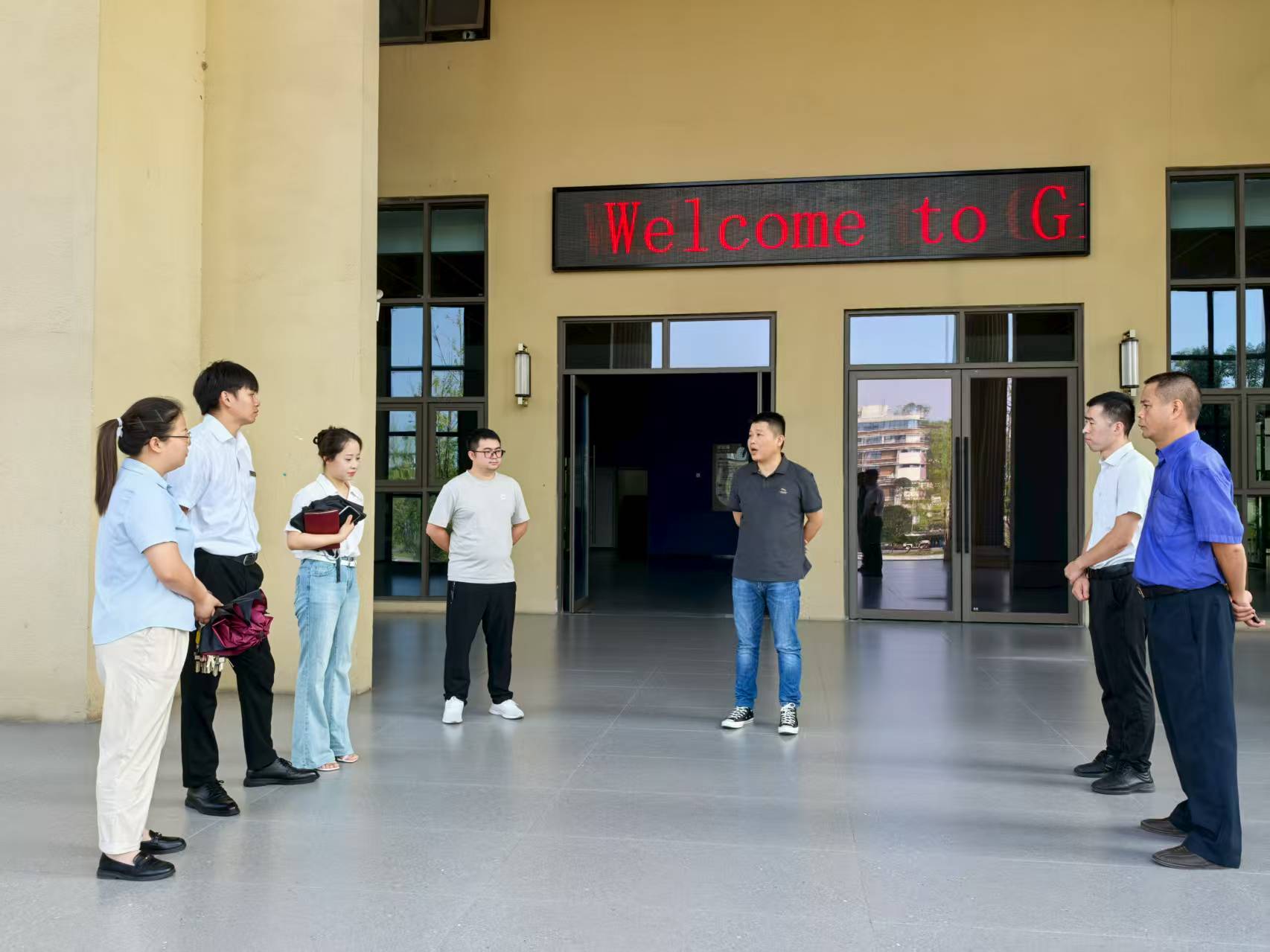 1756357679106766.jpg 1756357679106766.jpg