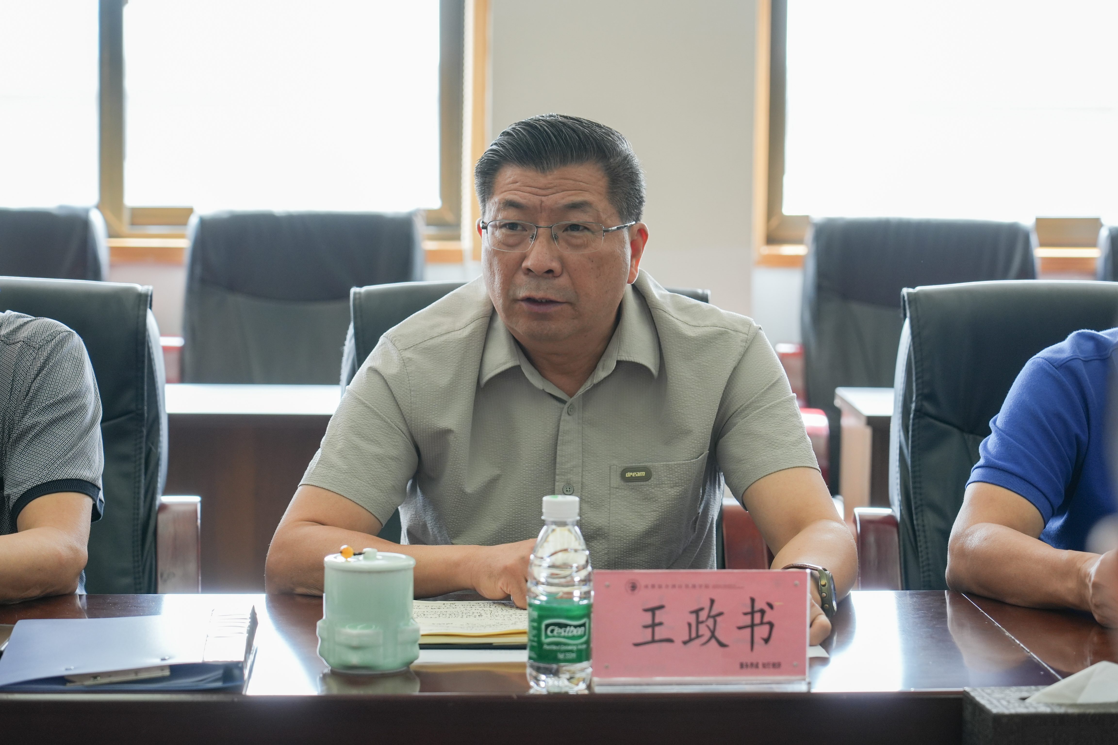 1756715363146609.jpg 1756715363146609.jpg