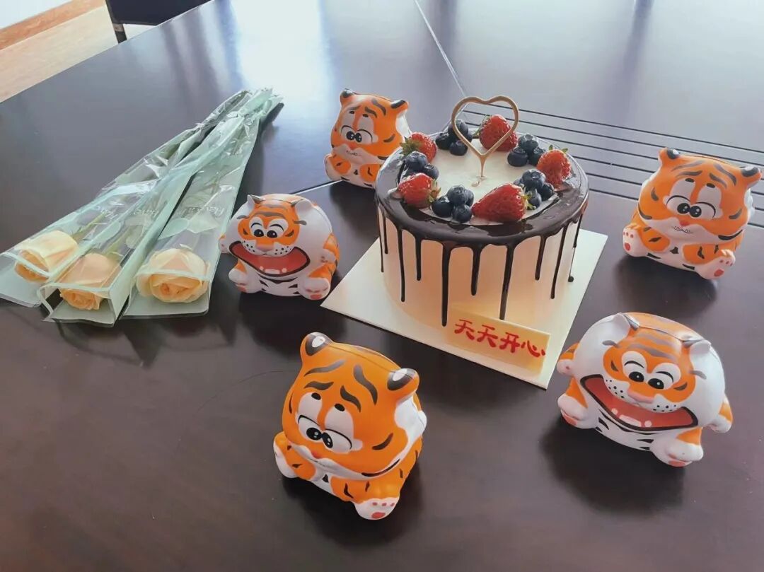 1757041373538973.jpg 1757041373538973.jpg