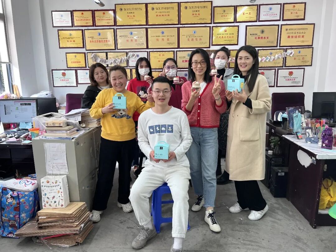 1757041373760199.jpg 1757041373760199.jpg