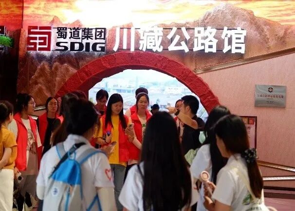 1758523047135102.jpg 55b97805deafcdd99bbe823cfae1aad0.jpg