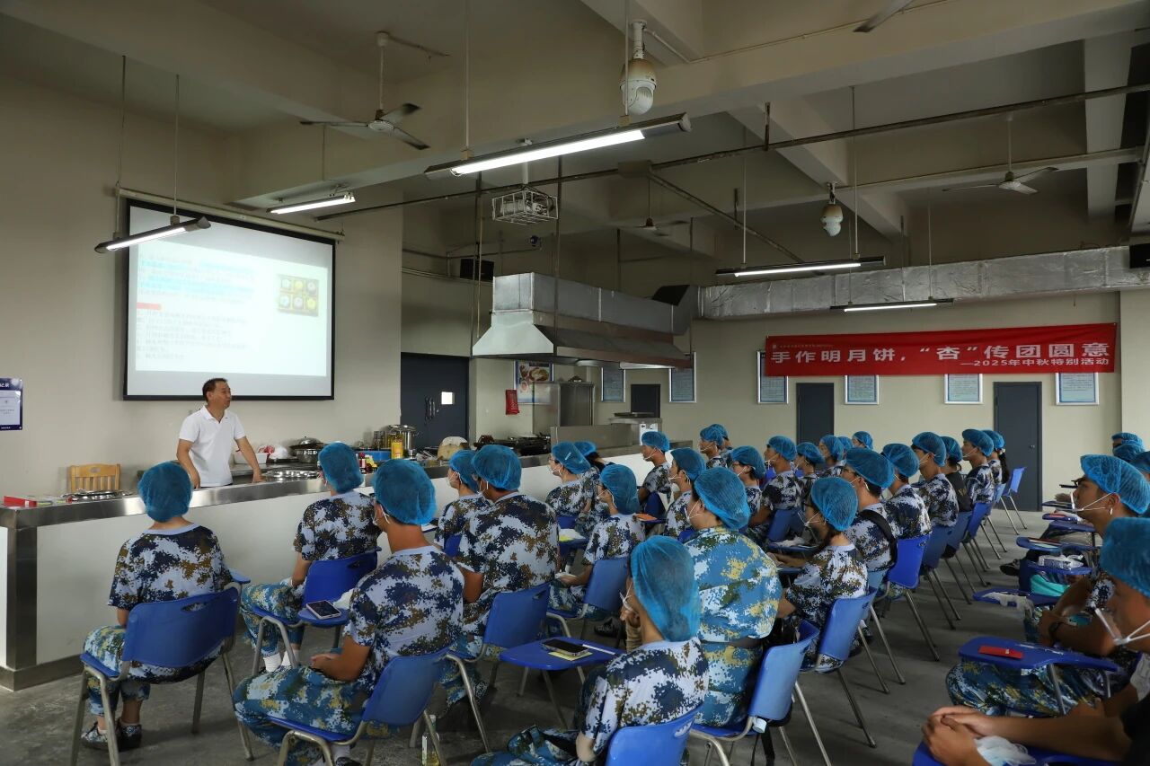 1758525293833181.jpg 1758525293833181.jpg