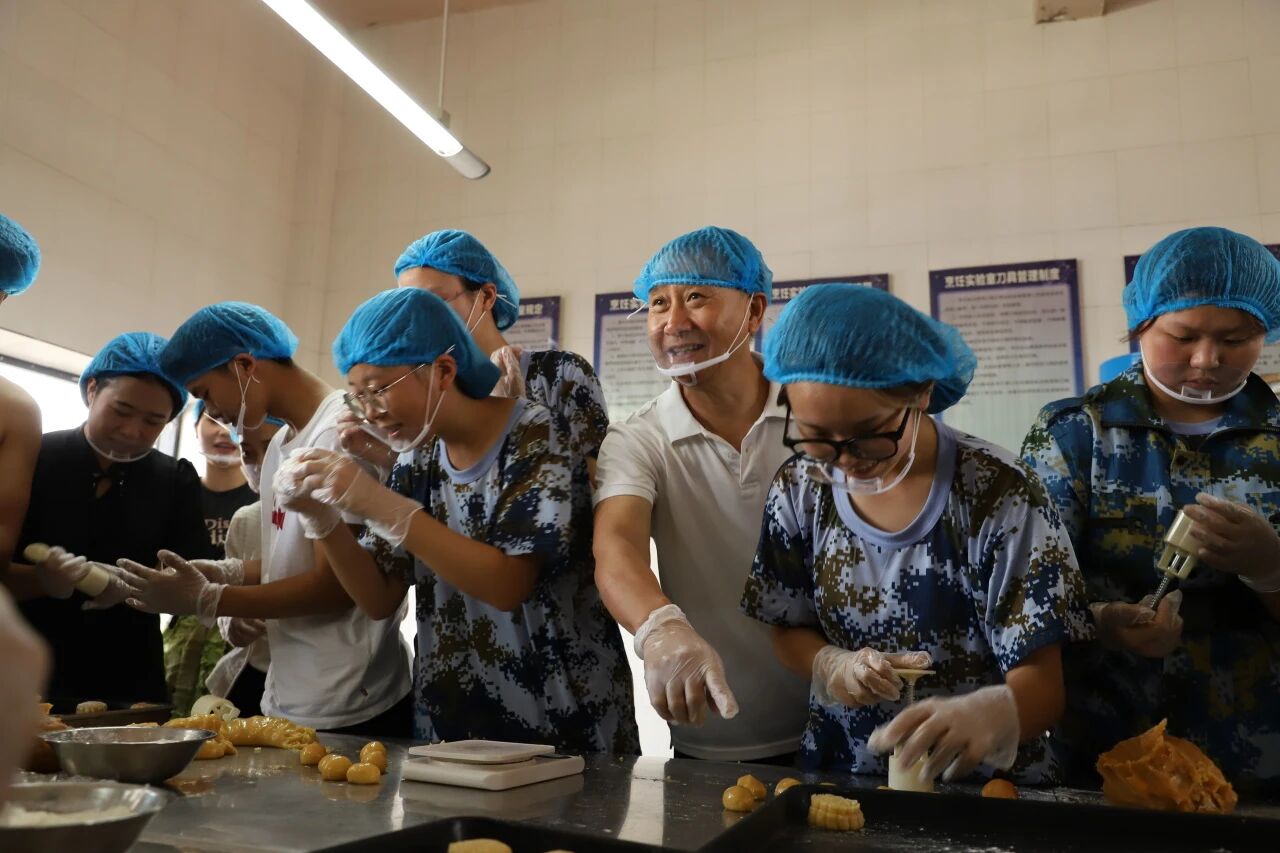 1758525375120471.jpg 1758525375120471.jpg