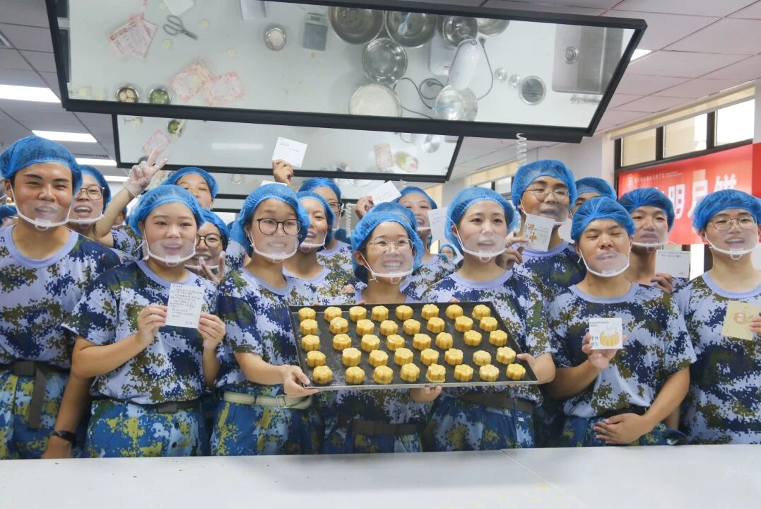 1758525429689756.jpg 1758525429689756.jpg