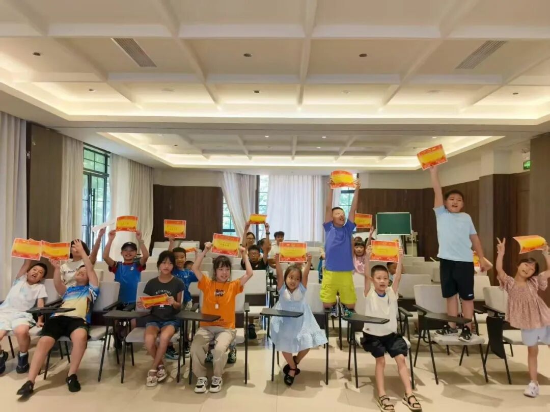 1758868803623659.jpg 376d90a1ef4a5cc581e86e7fb9e36354.jpg