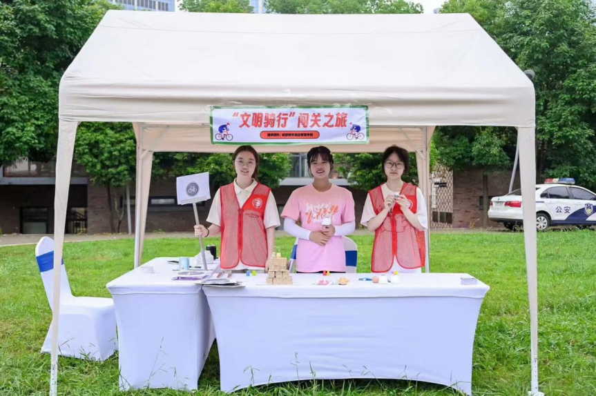 1759200062106632.png 9478747aee54fbc89a301d1b7be33fe8.png