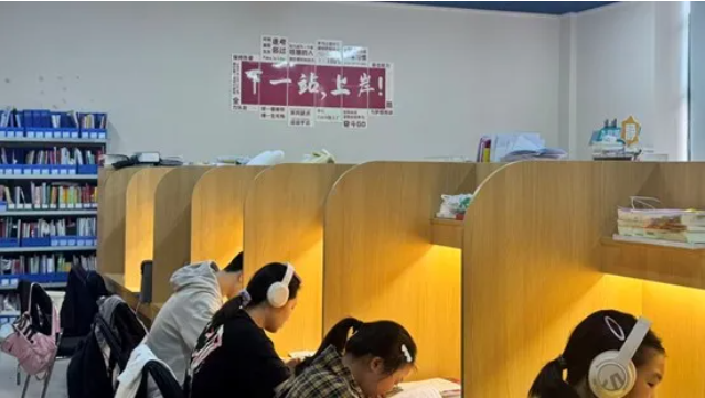 1760409292536950.png image.png