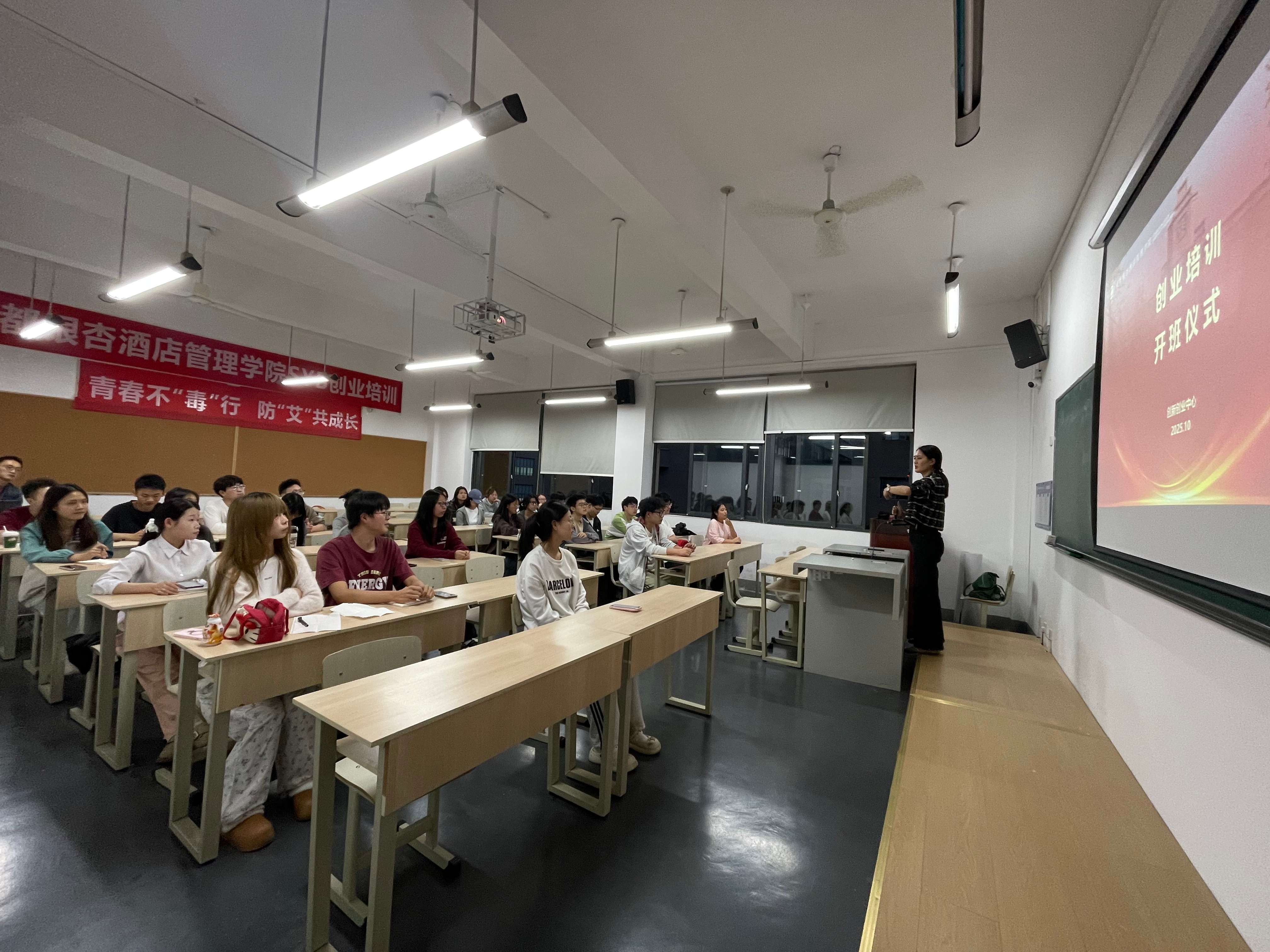 1760942687376958.jpg 1760942687376958.jpg