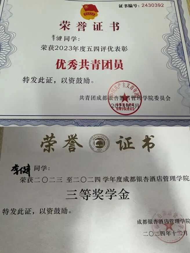 1760944233121577.jpg 7c511a497106a84dabca9122d3f8901e.jpg