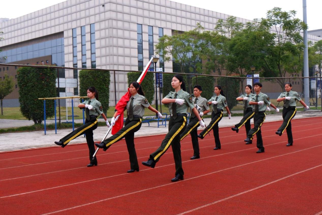 1760944921555841.png 1760944921555841.png