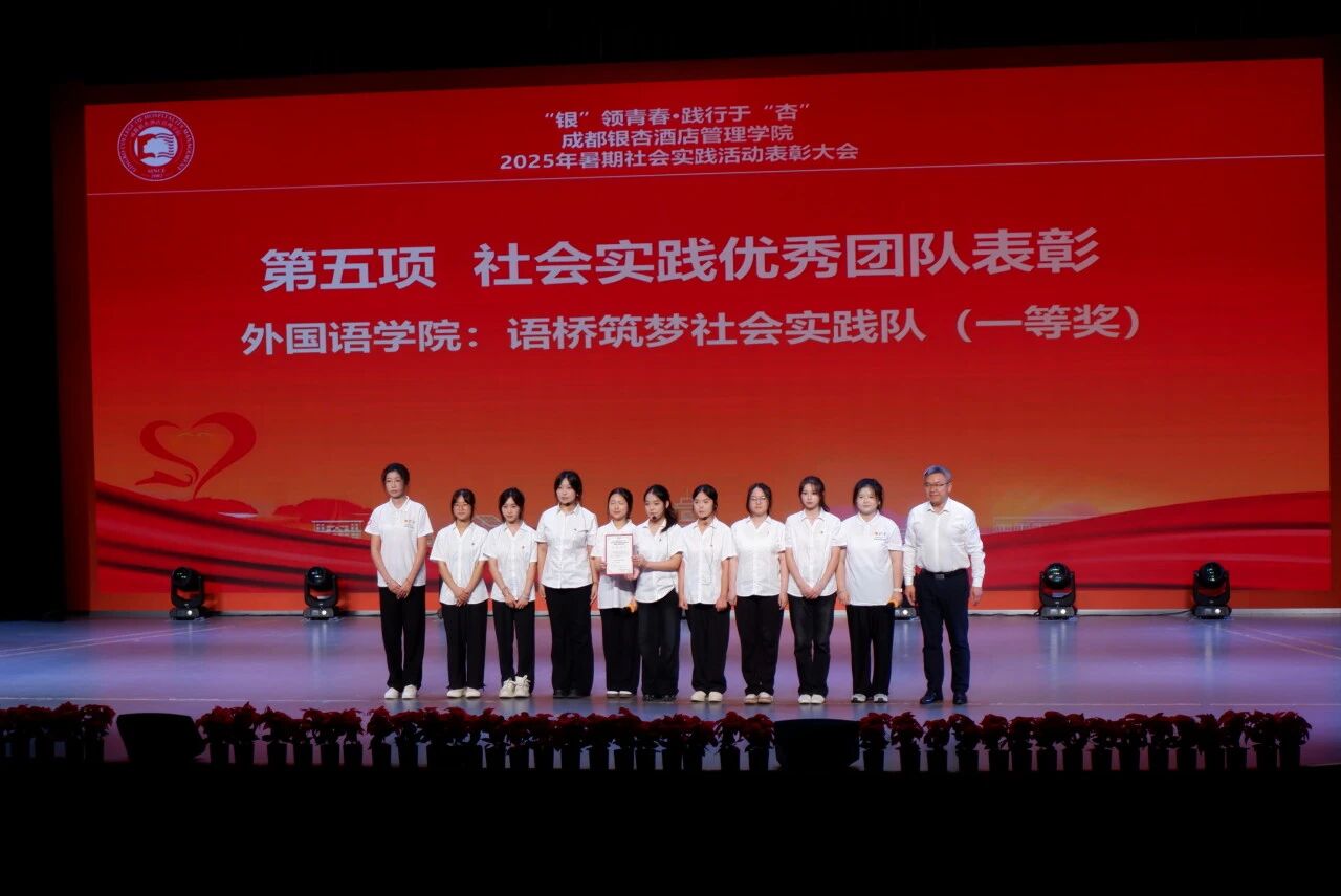 1760947837847941.jpg 1760947837847941.jpg