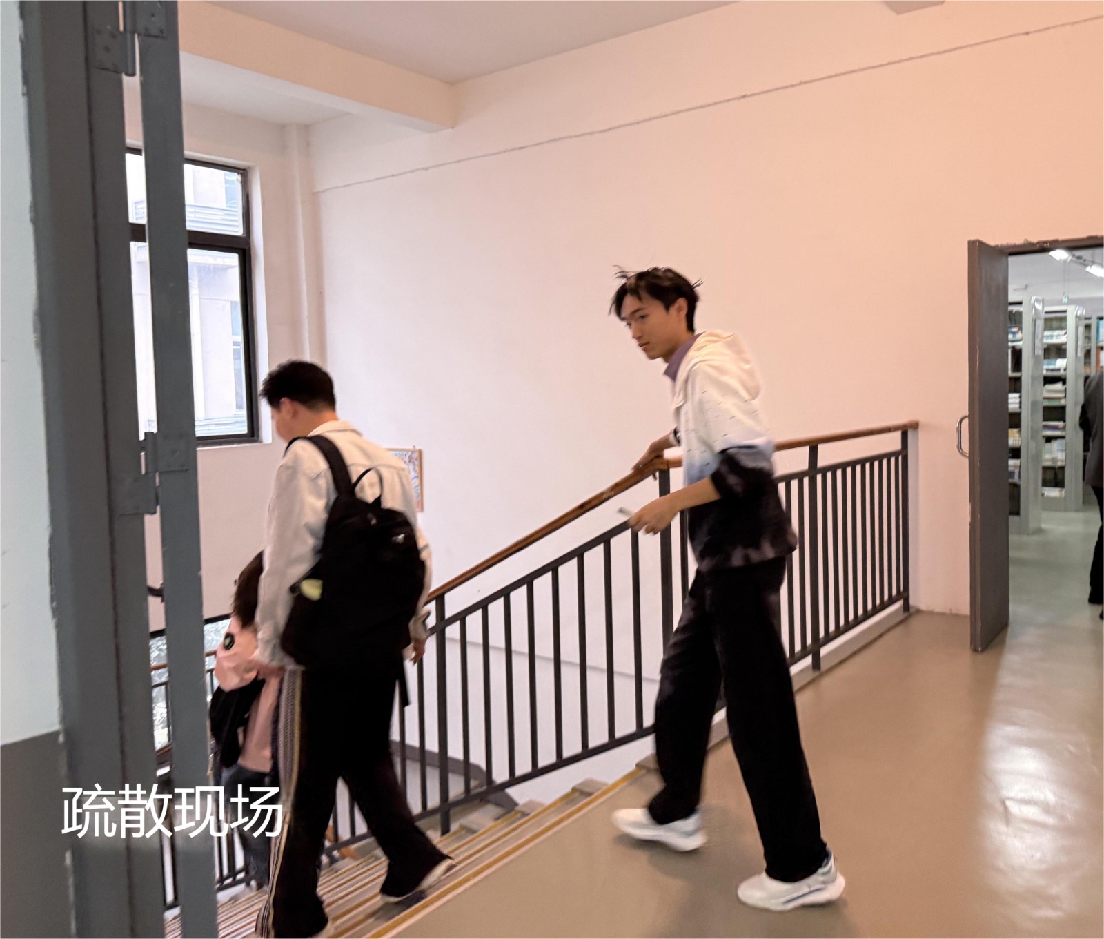 1761125943123307.jpg 1761125943123307.jpg