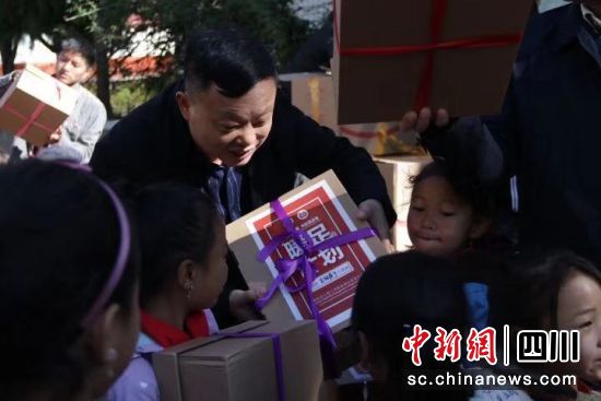 1586937875772974.jpg 2.jpg